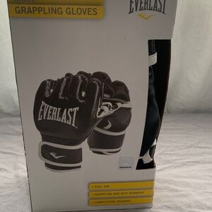 🆕- Everlast Black FIGHT SPORTS MMA Grappling Gloves